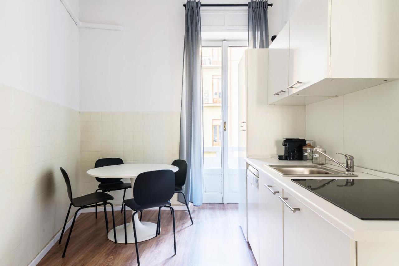 Hemeras Boutique Homes Luxury 4Bdr Close To Duomo ミラノ エクステリア 写真