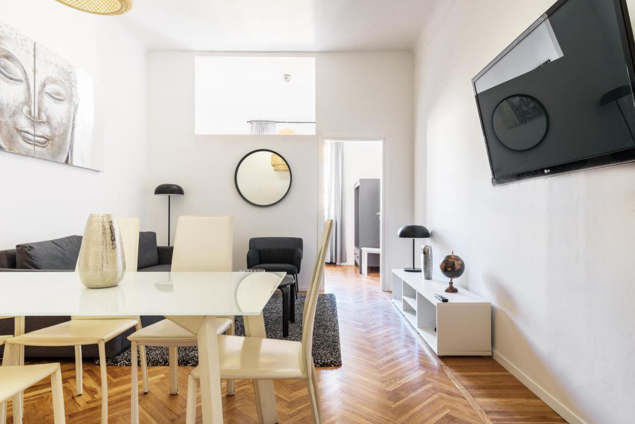 Hemeras Boutique Homes Luxury 4Bdr Close To Duomo ミラノ エクステリア 写真